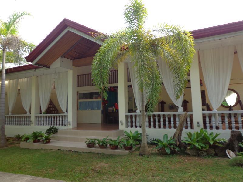 Blue Pot Family Resort Dalaguete Exterior foto